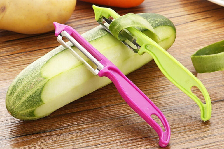 5 Tips for Choosing Right Vegetable Peeler For Your Kitchen in 2024 G