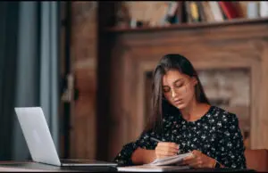 Thesis Chapter Checklist: Argument Structure, Academic Tone, References, Formatting, and Originality